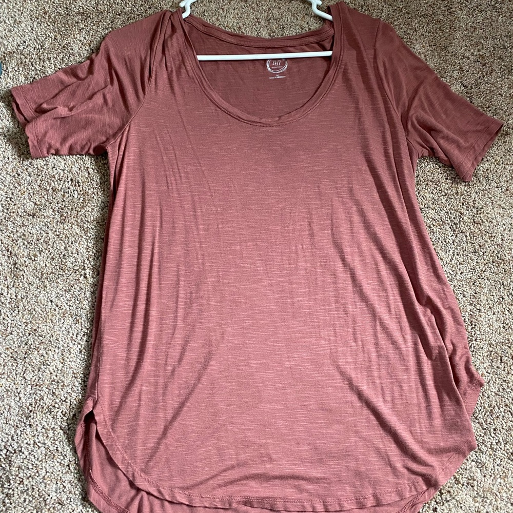 Women’s shirt